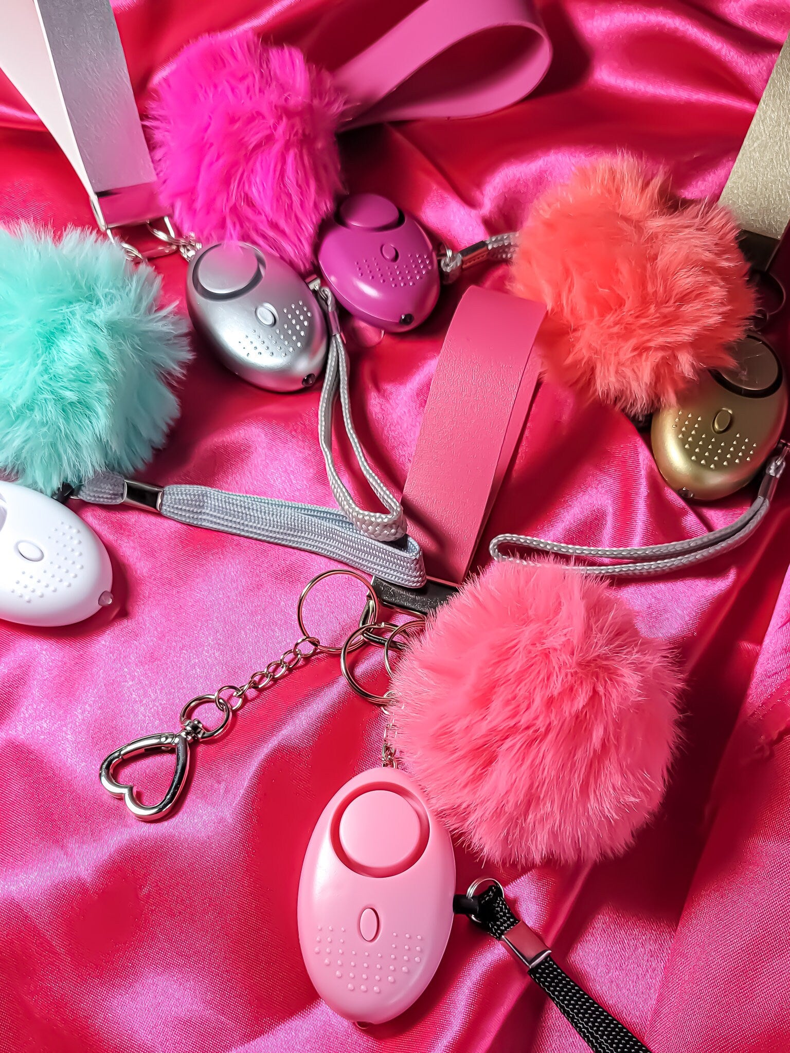 4-in-1 Safety Keychain with Personal Safety Alarm
